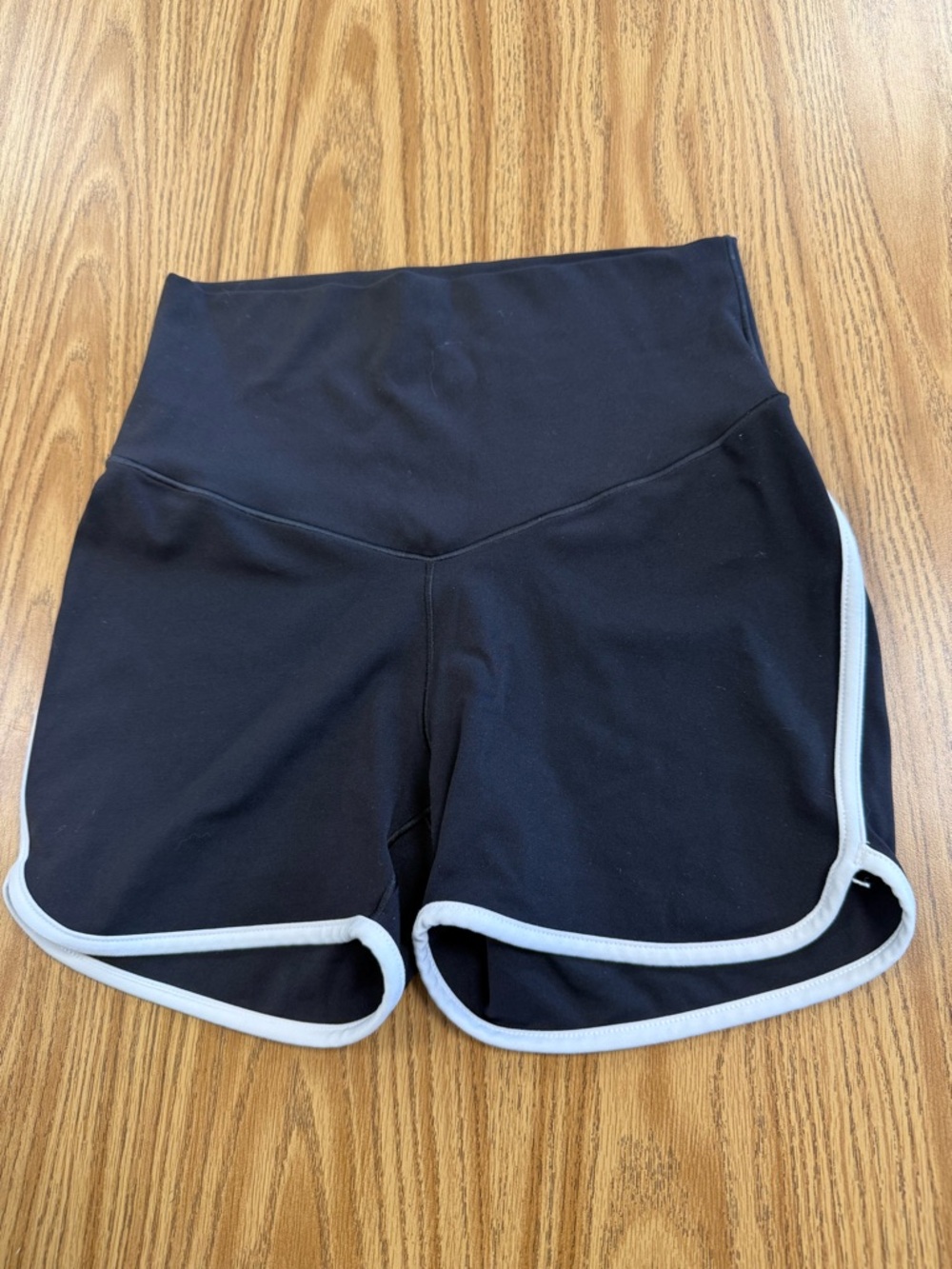 Aerie Offline highwaisted (or fold over) gym shorts- size M
